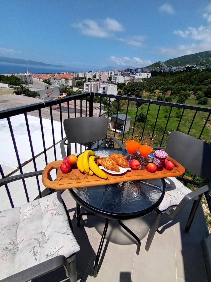 Apartmani Tolj Макарска Екстериор снимка